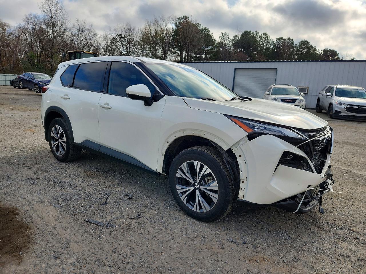 2021 NISSAN ROGUE SV photo 4