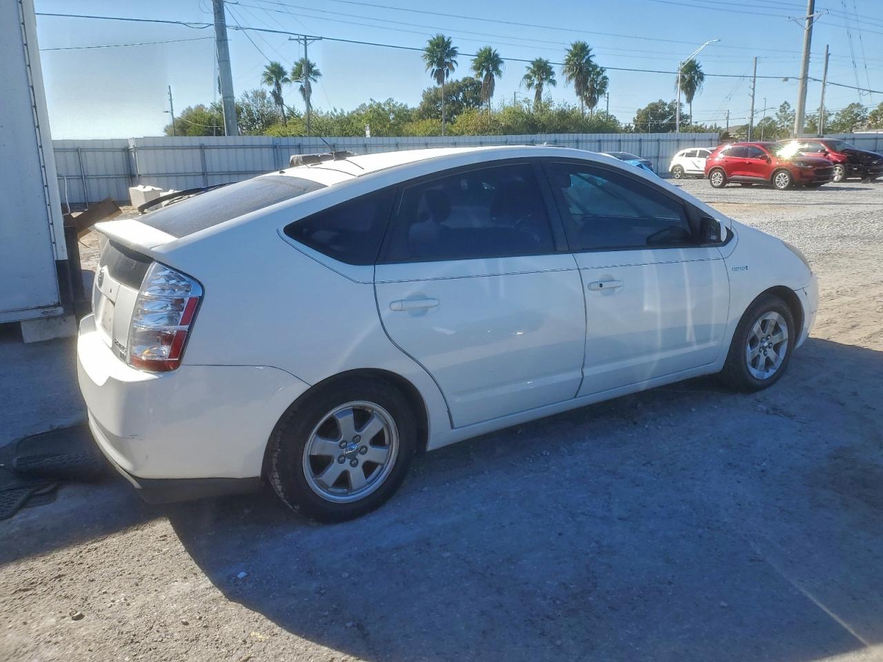 2007 TOYOTA PRIUS photo 3