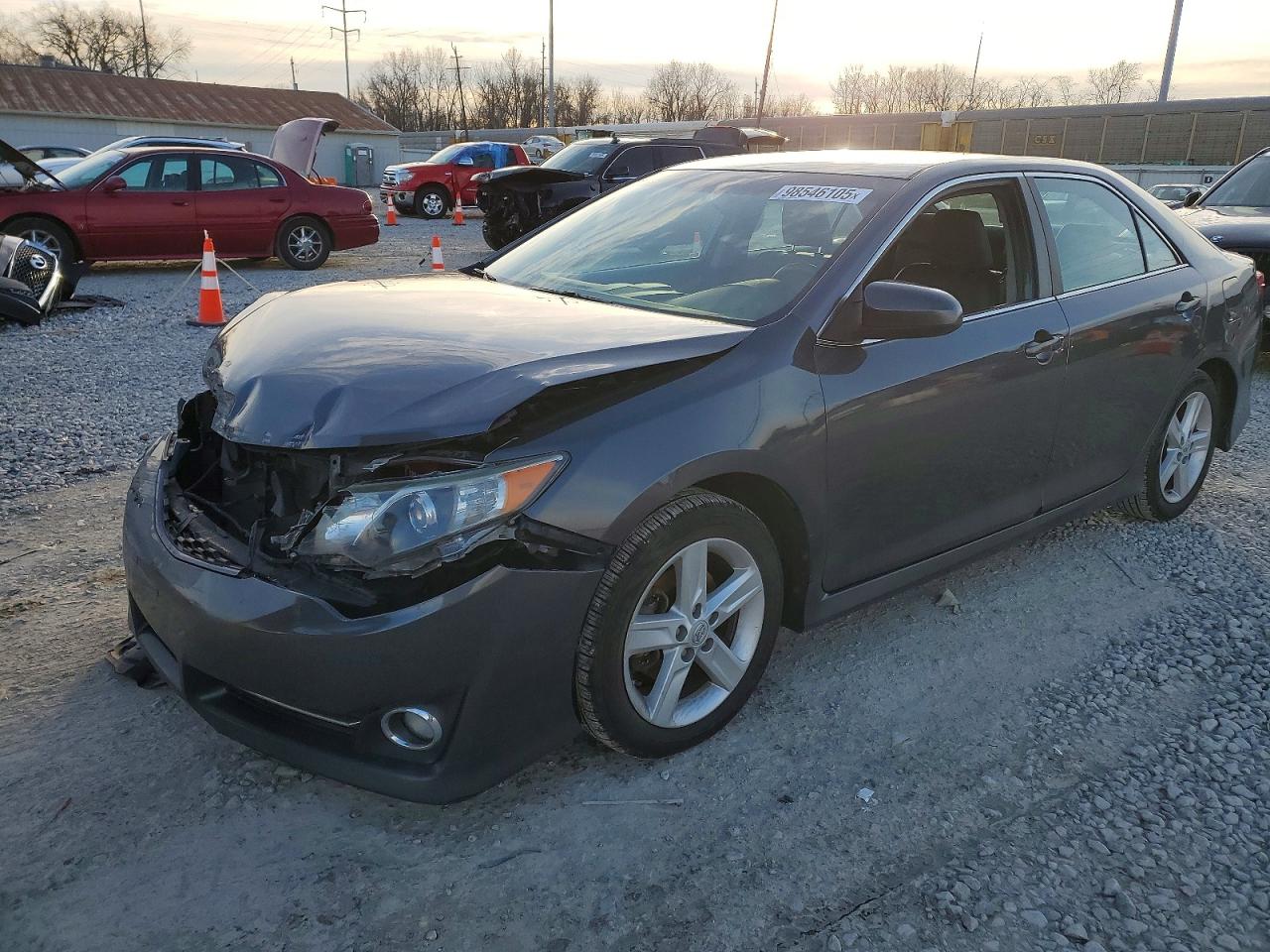 2014 TOYOTA CAMRY