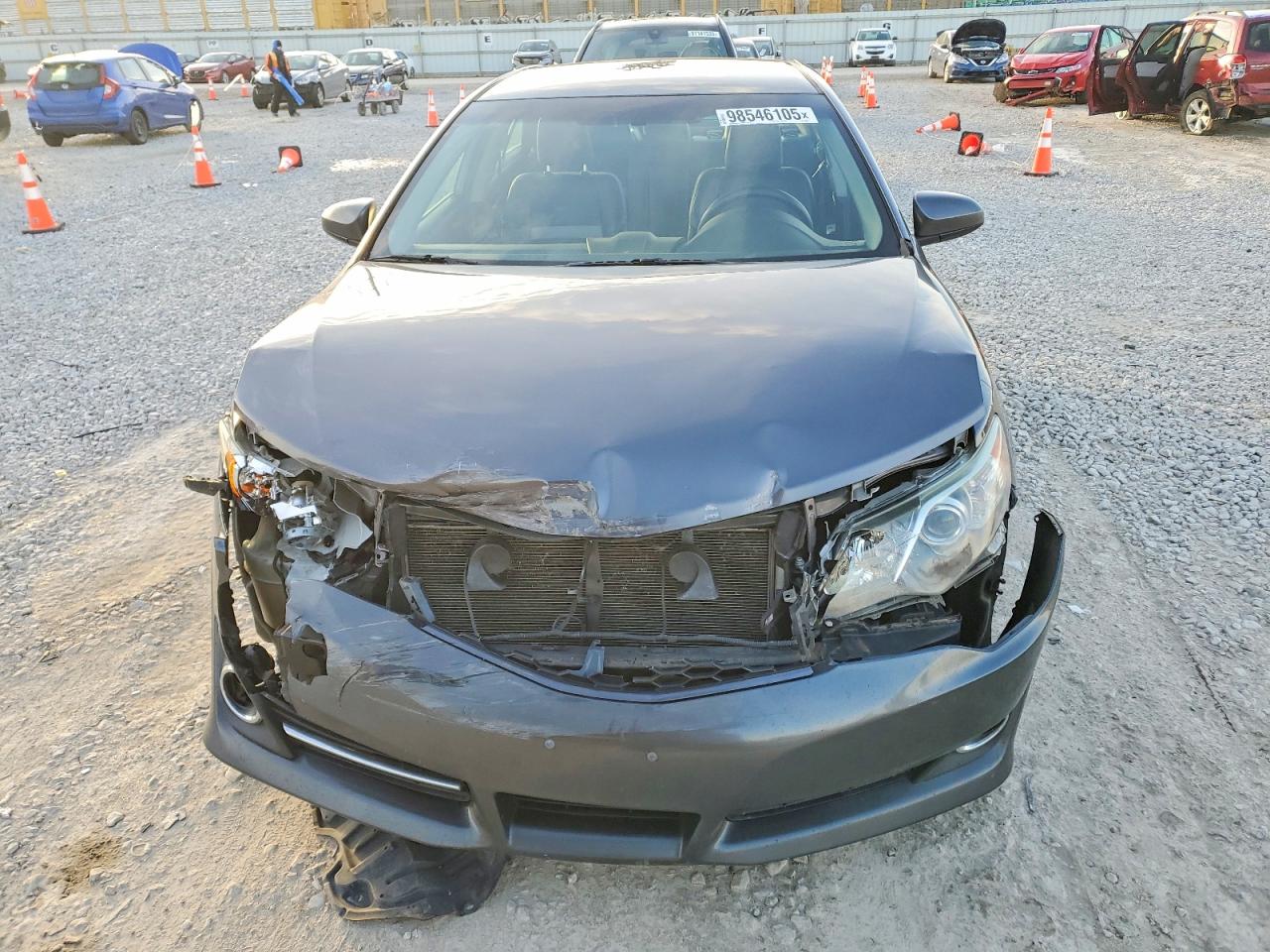 2014 TOYOTA CAMRY L photo 5