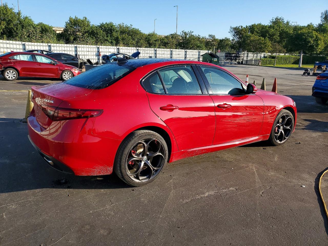 2018 ALFA ROMEO GIULIA TI Q4 photo 3