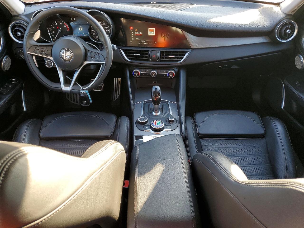 2018 ALFA ROMEO GIULIA TI Q4 photo 8