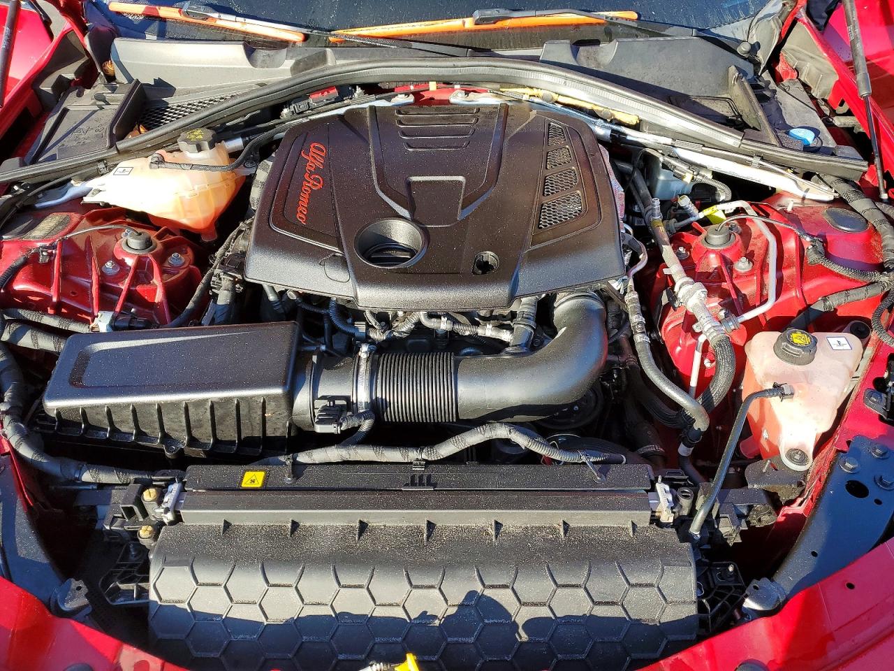 2018 ALFA ROMEO GIULIA TI Q4 photo 11
