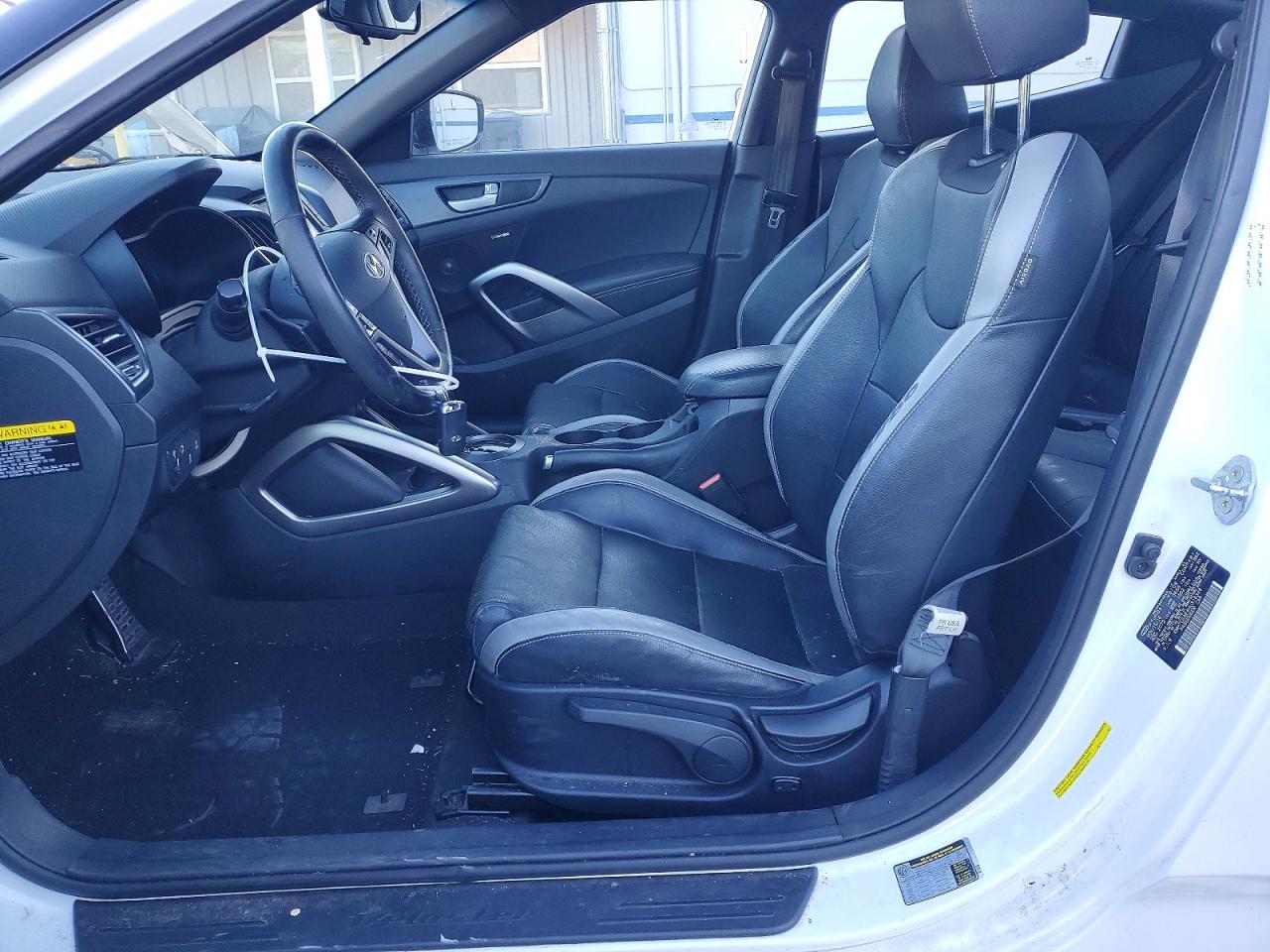 2017 HYUNDAI VELOSTER TURBO photo 7