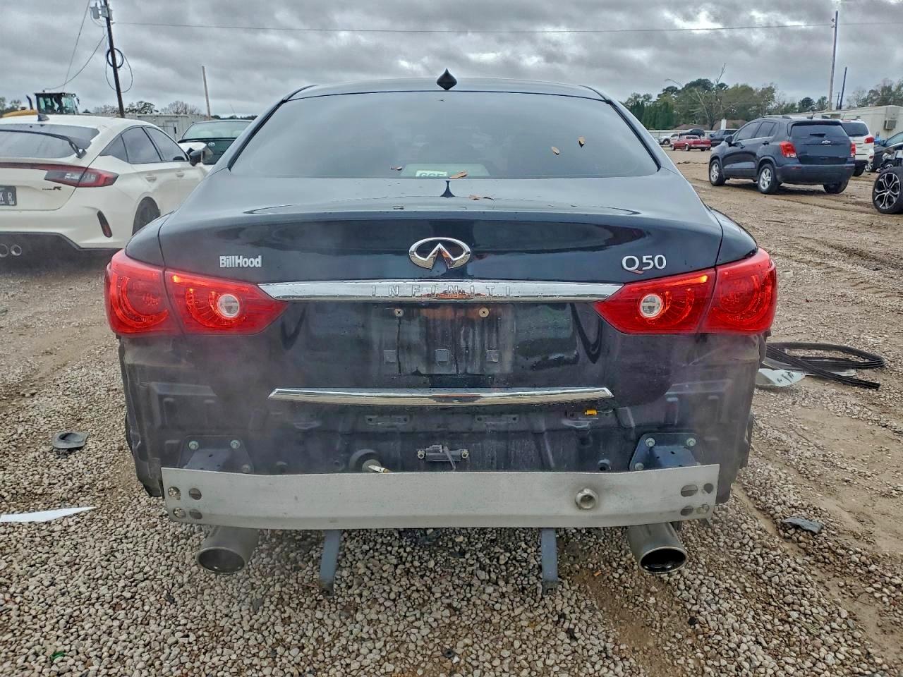 2015 INFINITI Q50 BASE photo 11