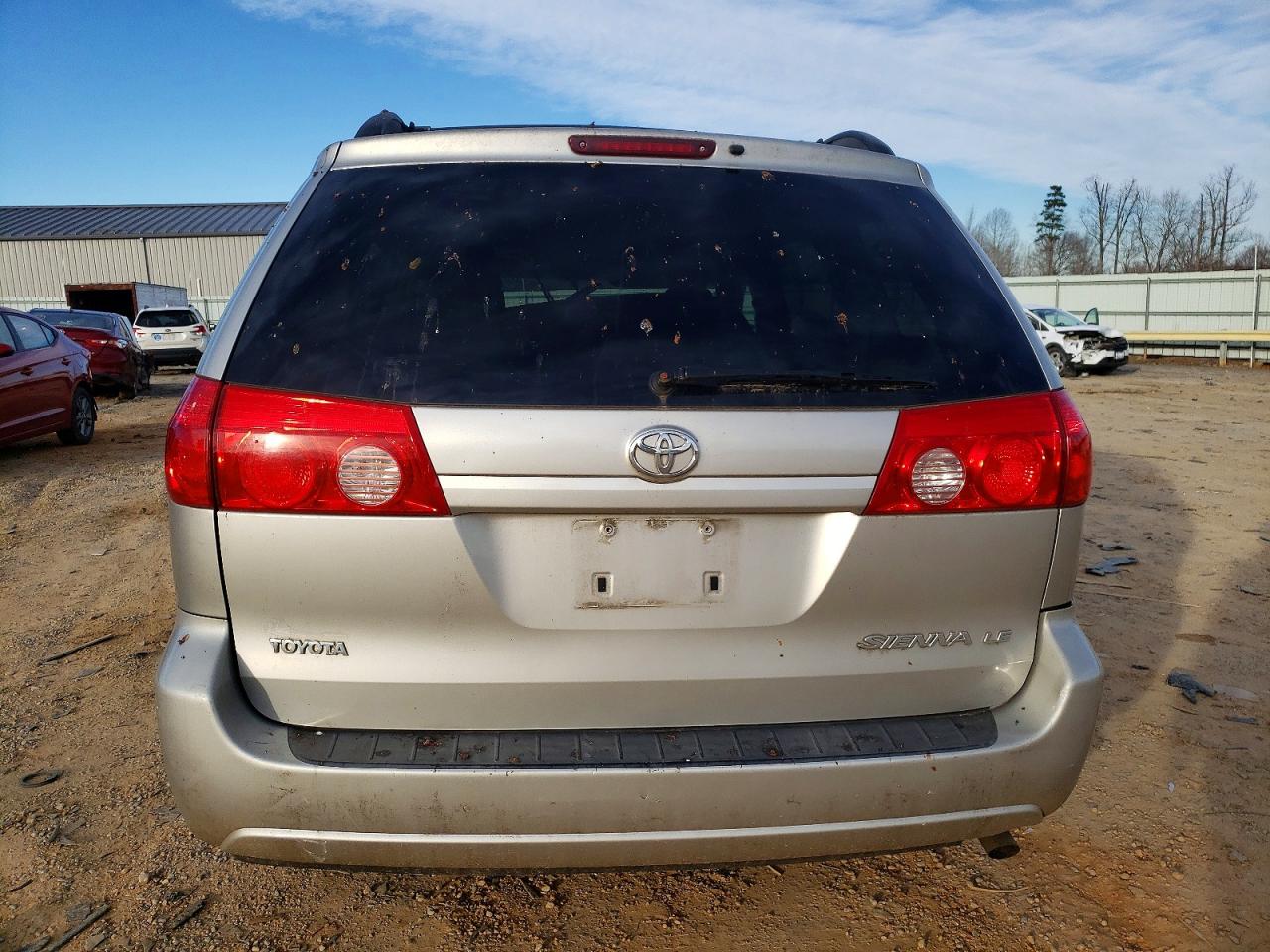 2009 TOYOTA SIENNA CE photo 6