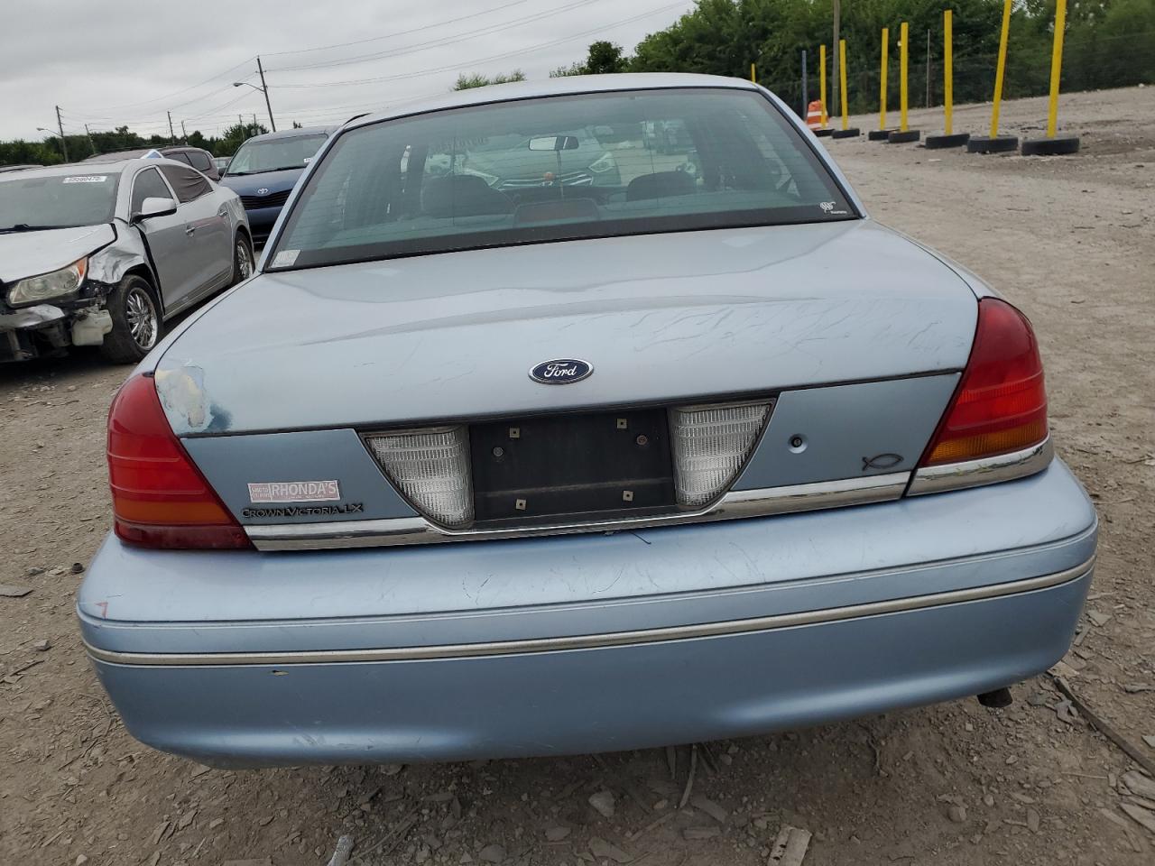 1999 FORD CROWN VICTORIA LX photo 16