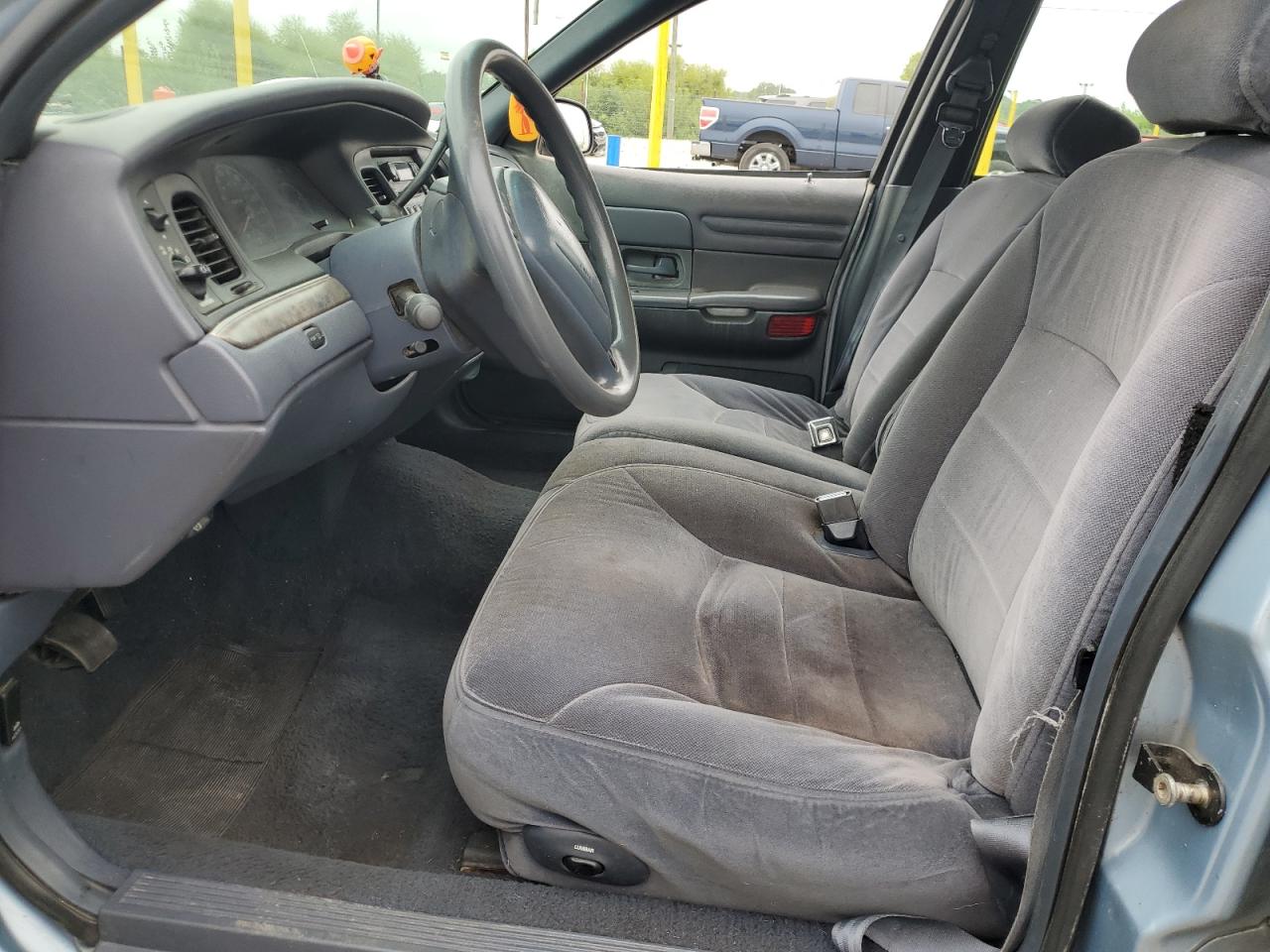 1999 FORD CROWN VICTORIA LX photo 19