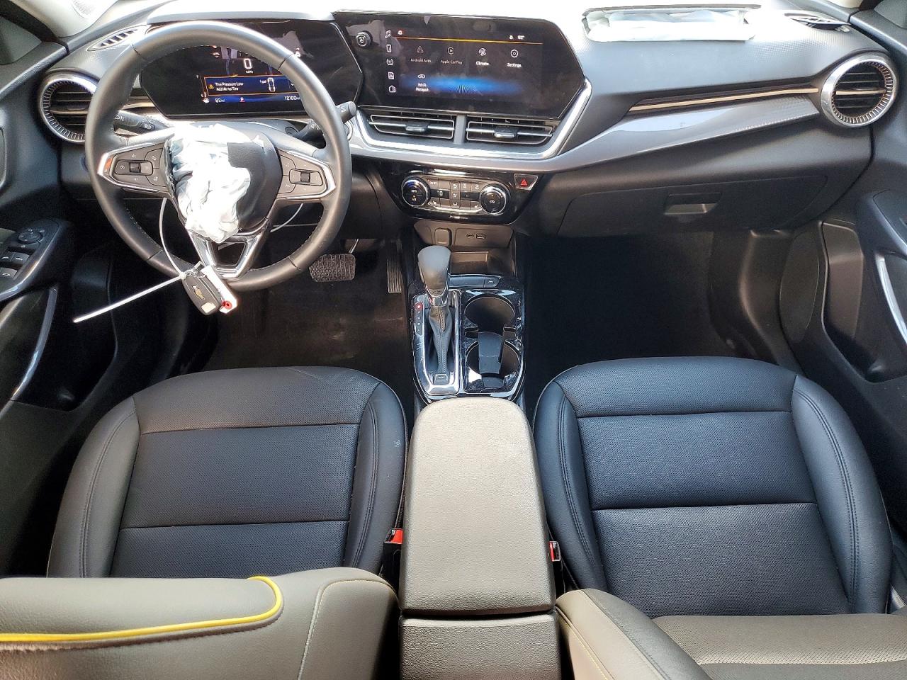 2025 CHEVROLET TRAX ACTIV photo 8