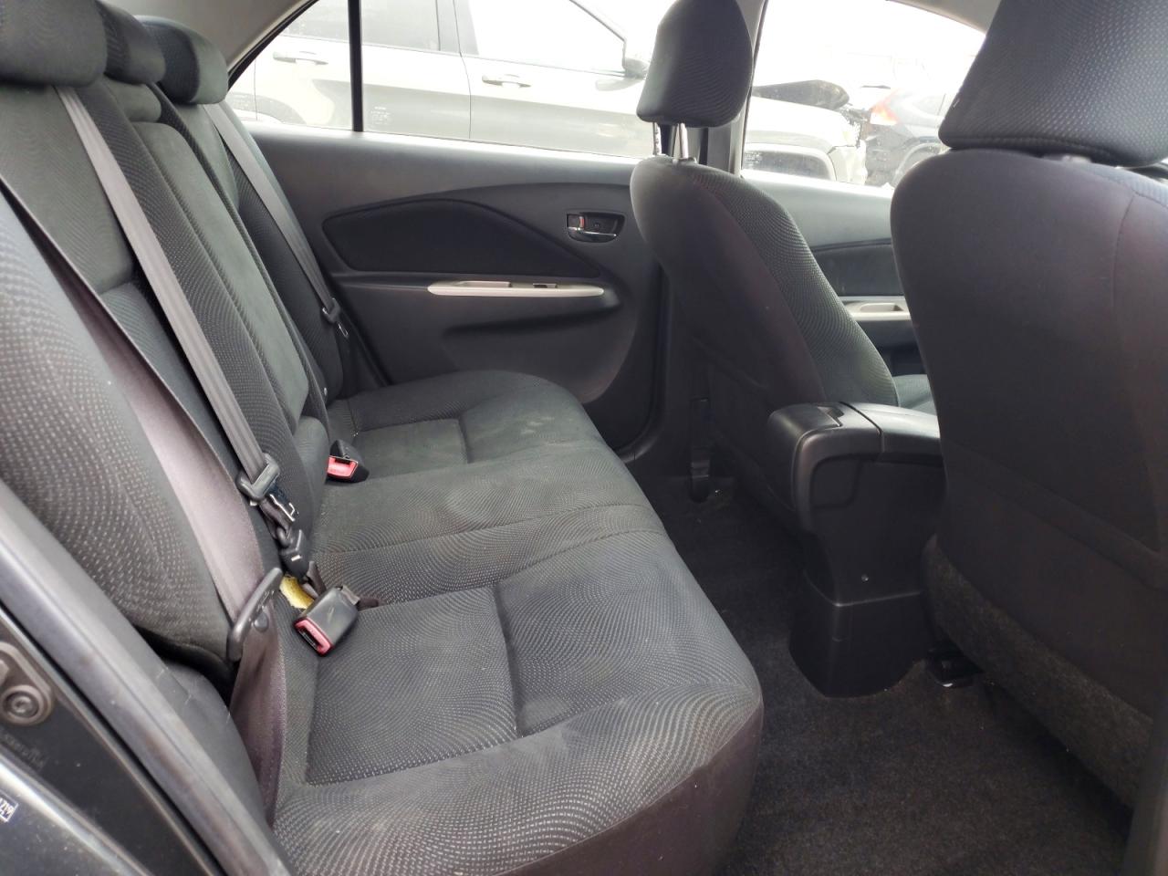 2009 TOYOTA YARIS photo 10