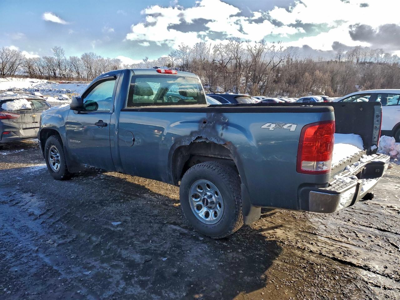 2012 GMC SIERRA K1500 photo 2