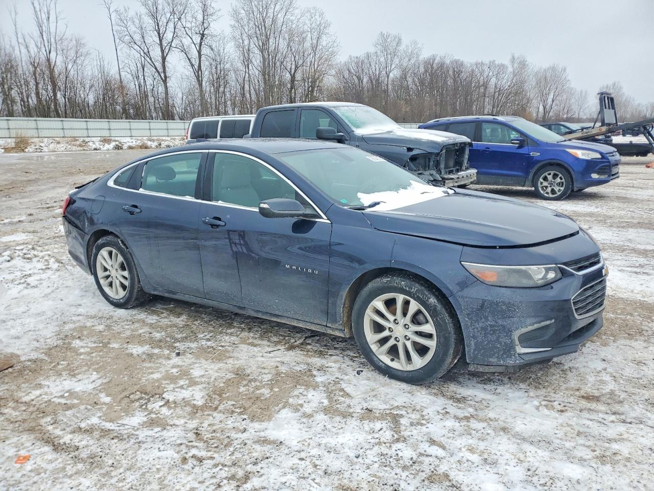 2016 CHEVROLET MALIBU LT photo 4