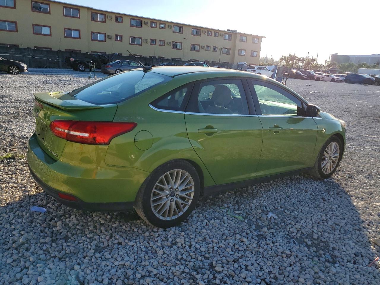 2018 FORD FOCUS TITANIUM photo 3