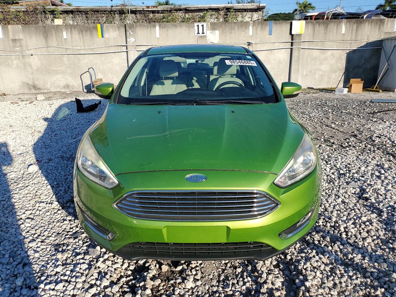 2018 FORD FOCUS TITANIUM photo 5