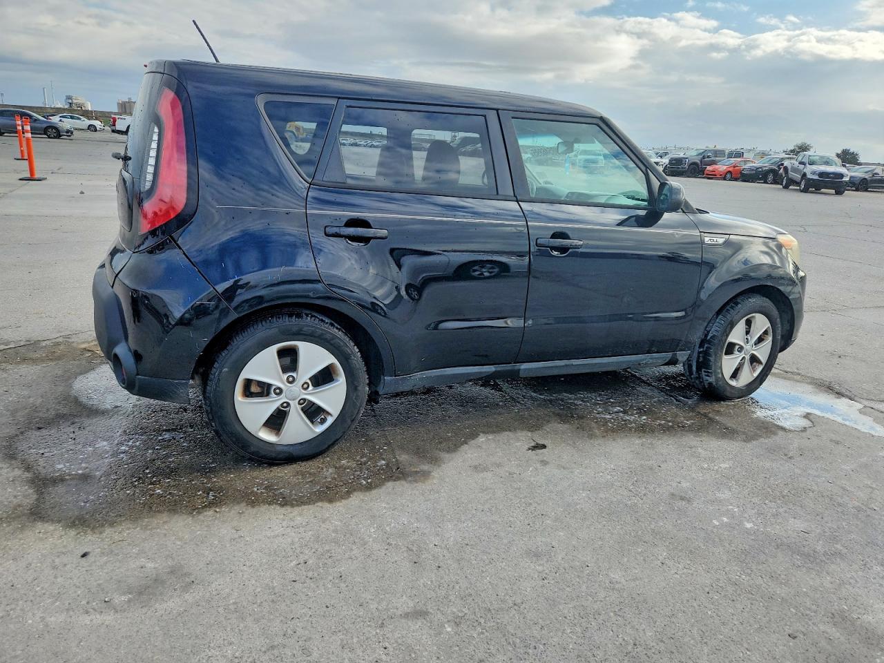 2015 KIA SOUL photo 3