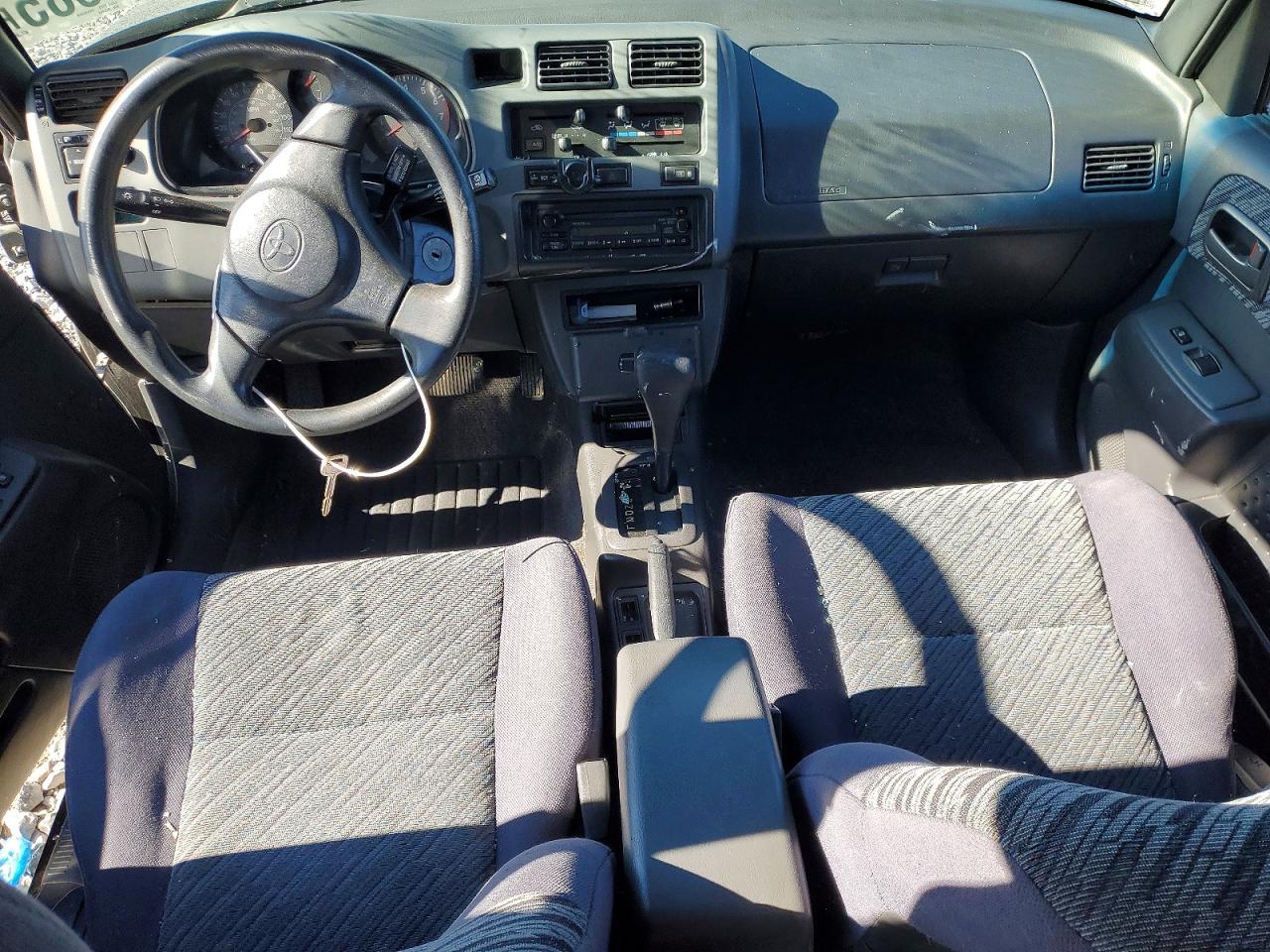 2000 TOYOTA RAV4 BASE photo 8