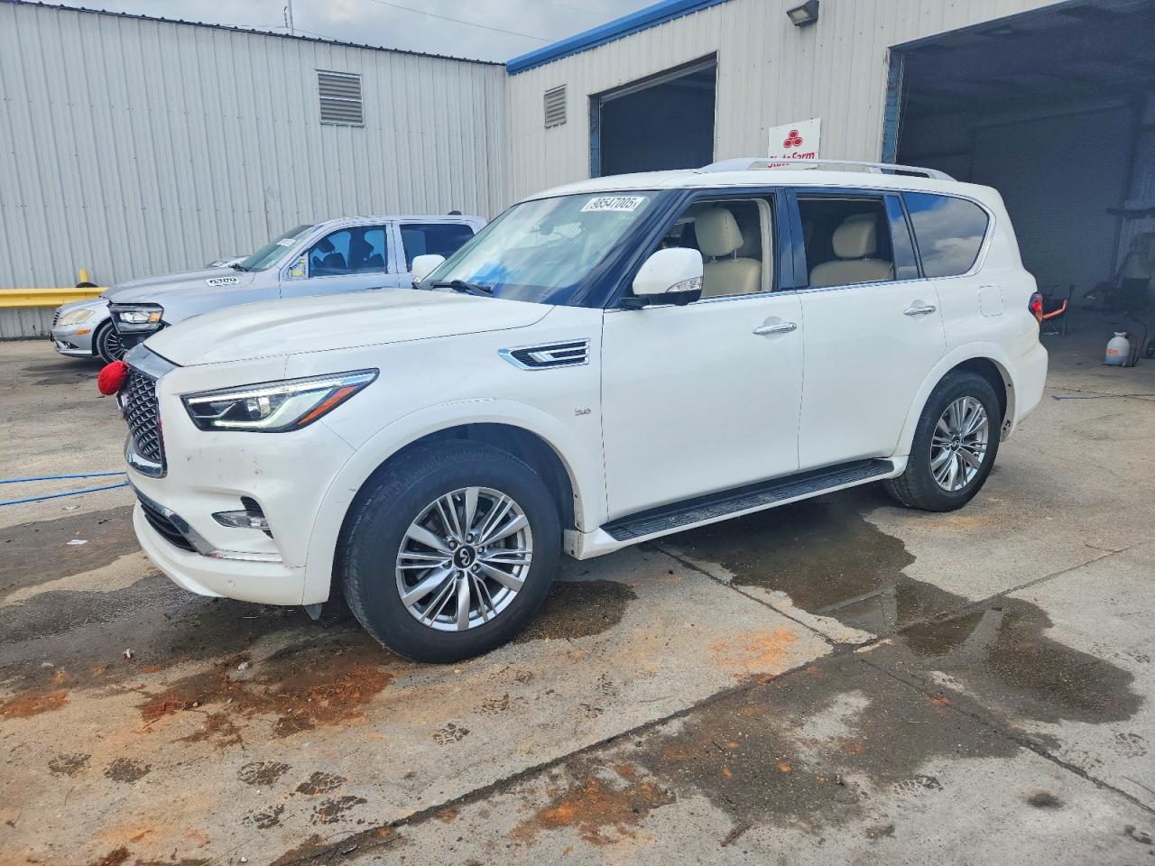 2018 INFINITI QX80