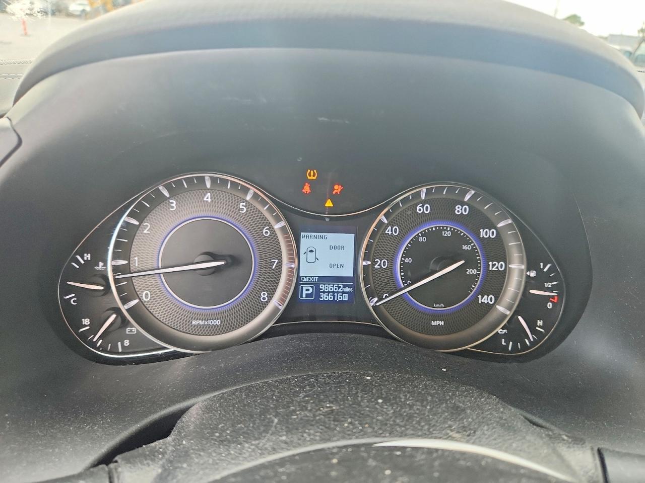 2018 INFINITI QX80 BASE photo 9