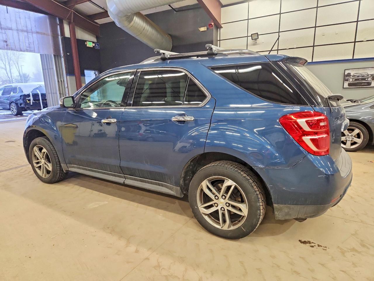 2016 CHEVROLET EQUINOX LTZ photo 2