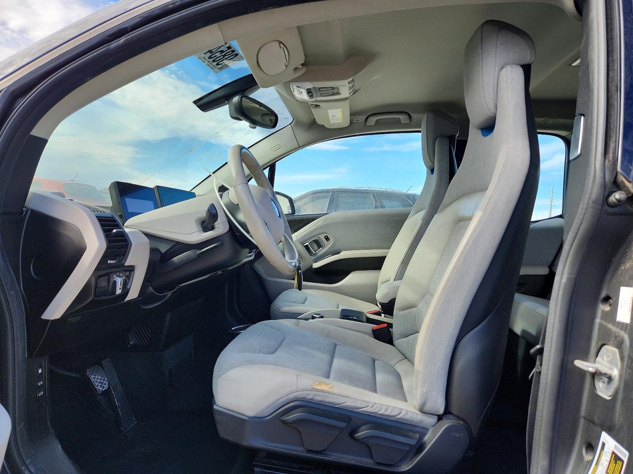 2015 BMW I3 REX photo 19