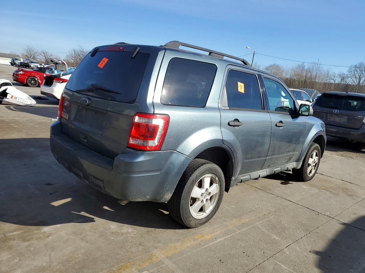 2012 FORD ESCAPE XLT photo 3