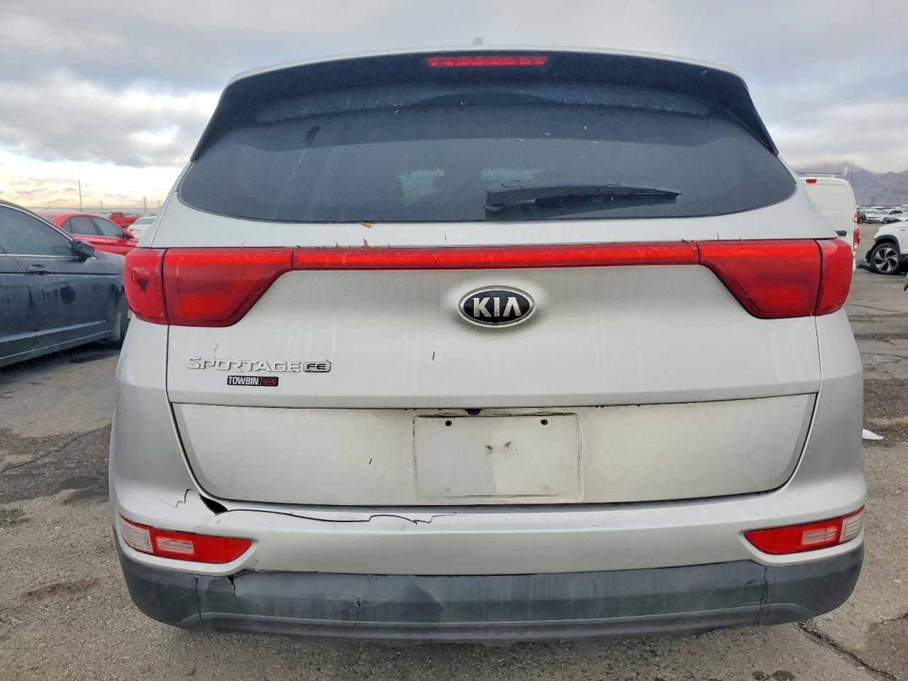 2017 KIA SPORTAGE LX photo 6