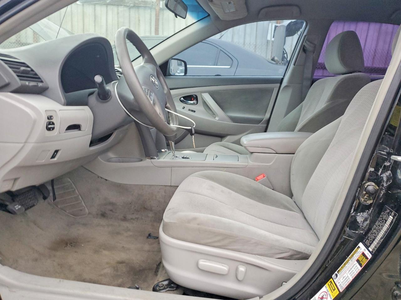 2011 TOYOTA CAMRY BASE photo 7