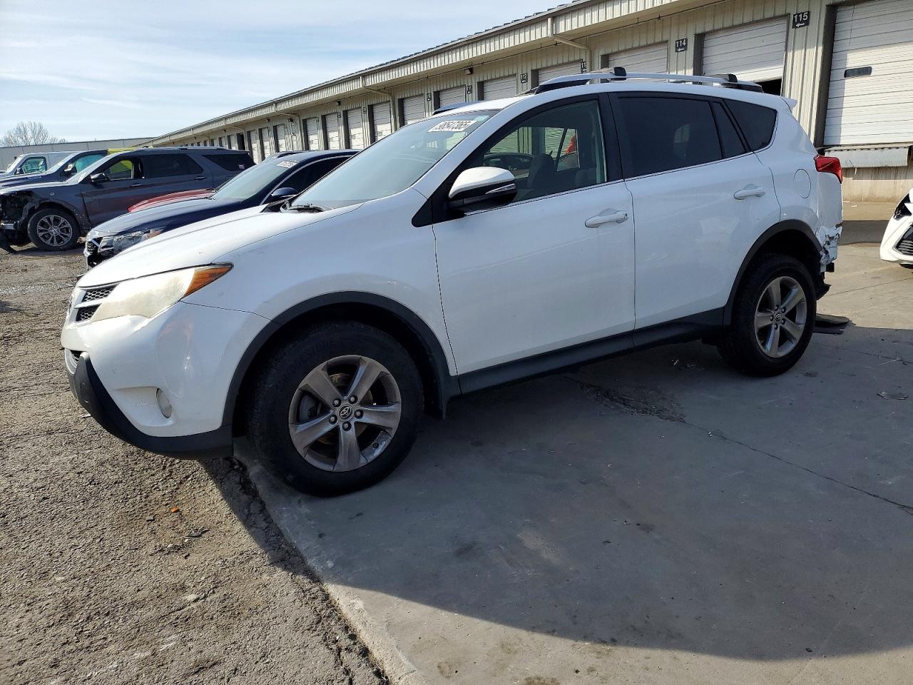 2015 TOYOTA RAV4
