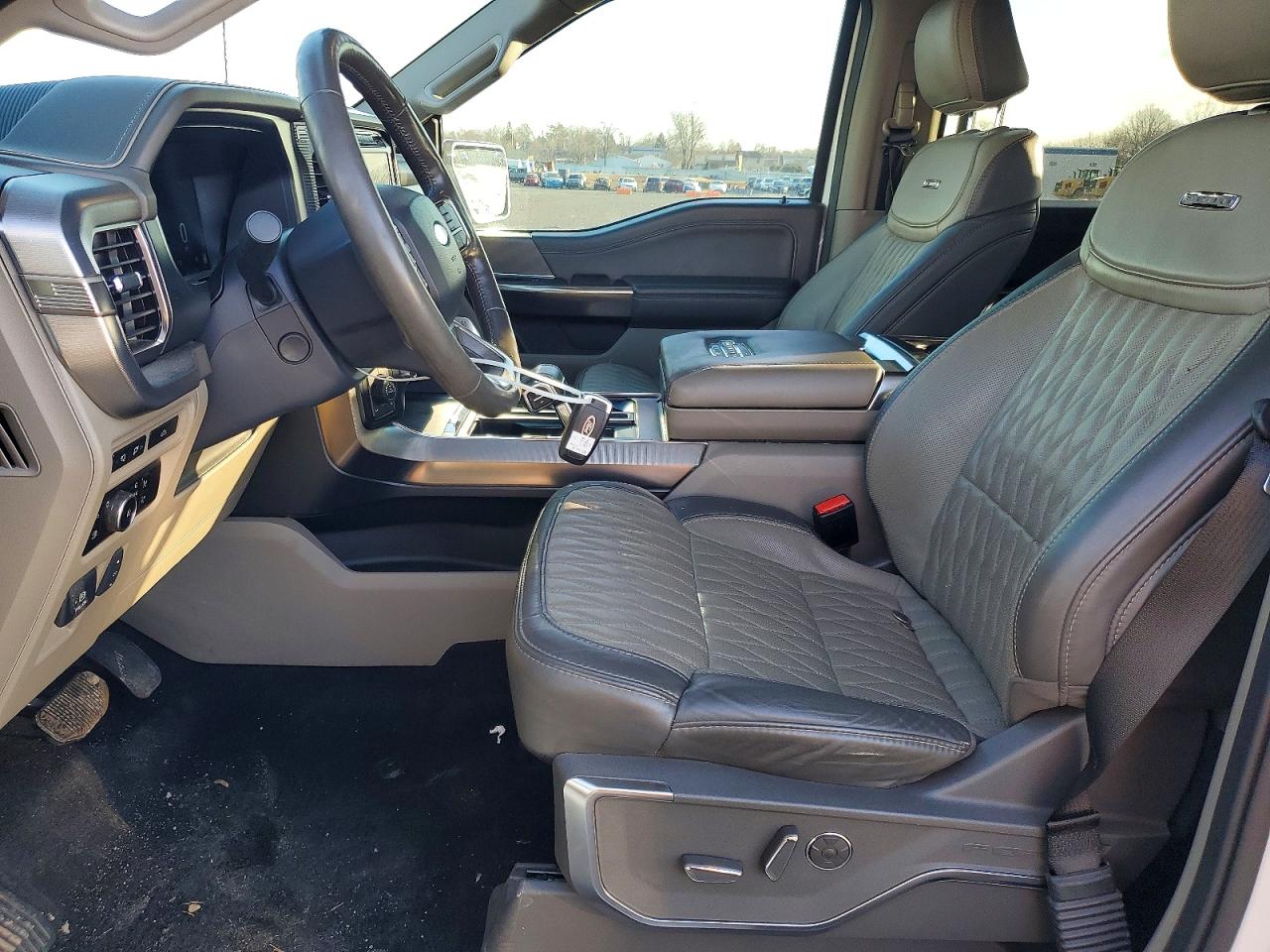 2024 FORD F150 PLATINUM photo 7