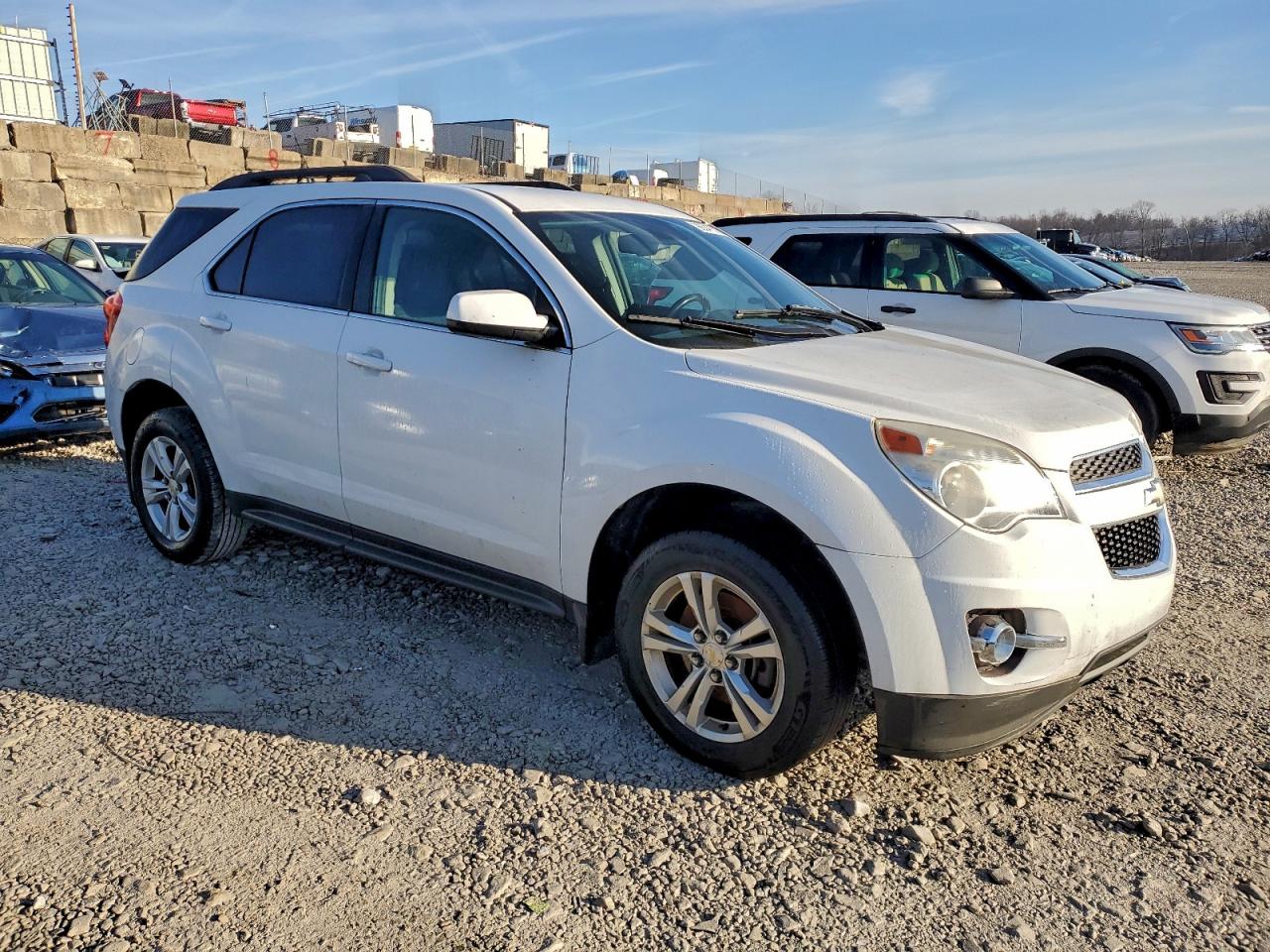 2013 CHEVROLET EQUINOX LT photo 4