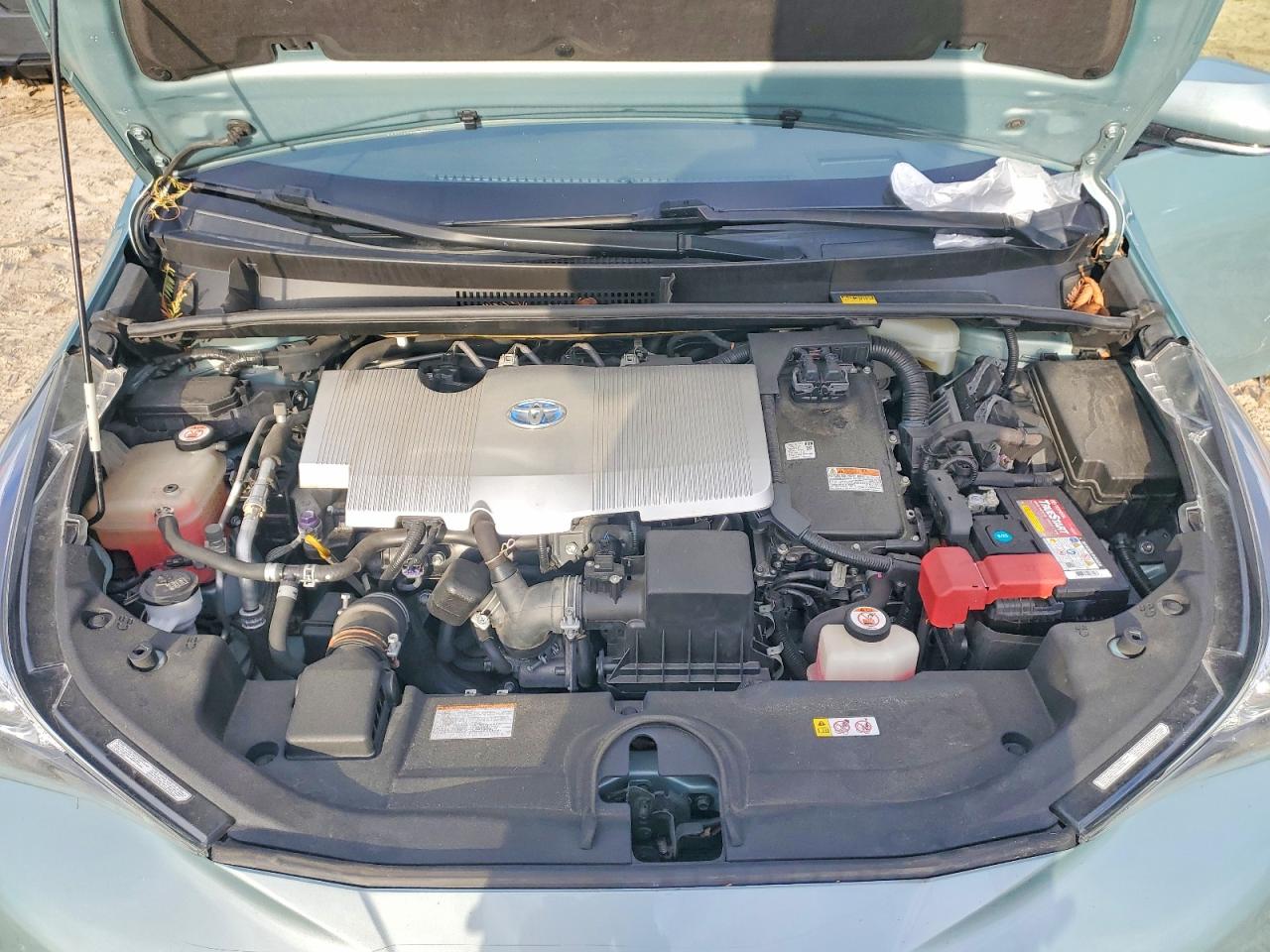 2017 TOYOTA PRIUS photo 31