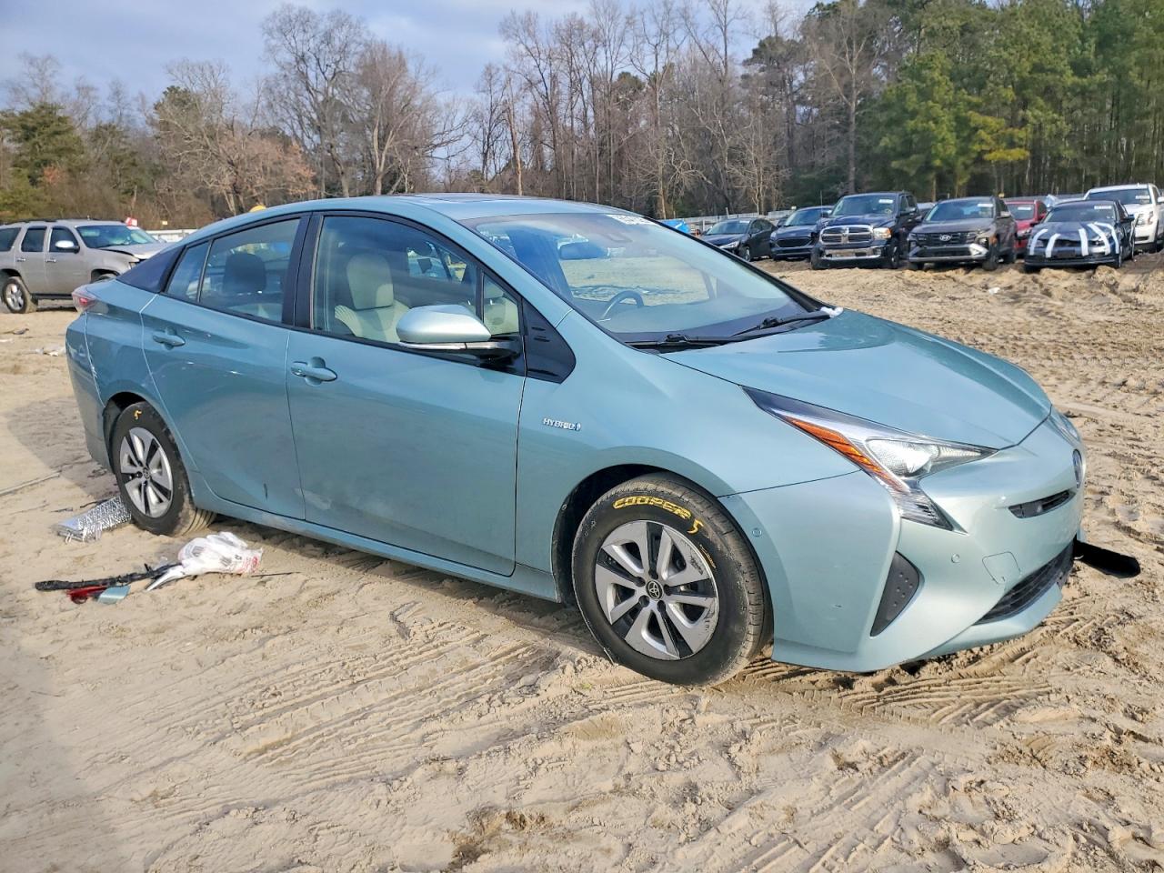 2017 TOYOTA PRIUS photo 10