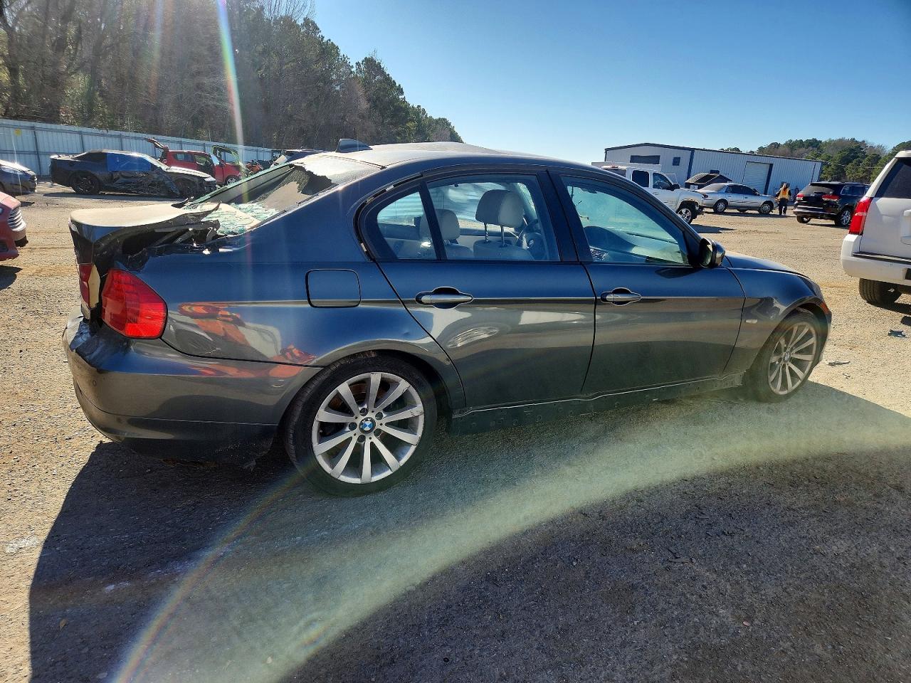 2011 BMW 328 I photo 3
