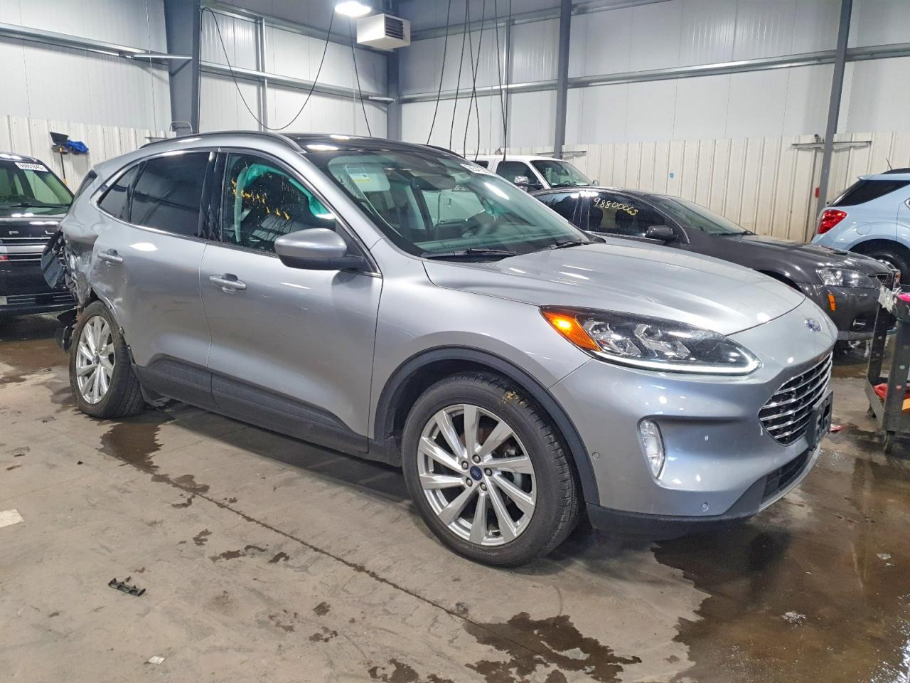 2022 FORD ESCAPE TITANIUM photo 4