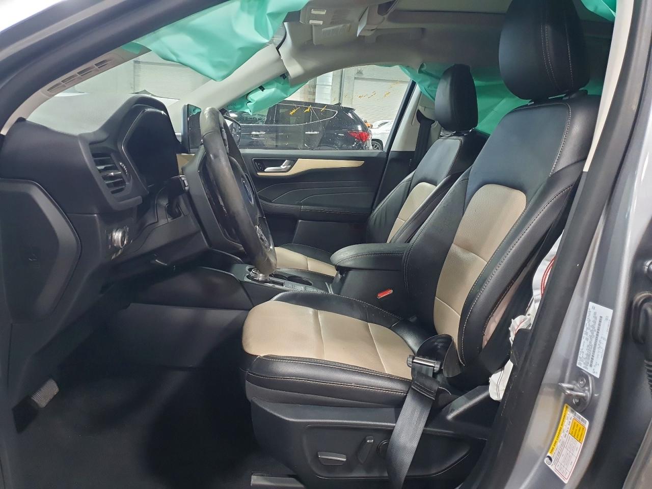 2022 FORD ESCAPE TITANIUM photo 7