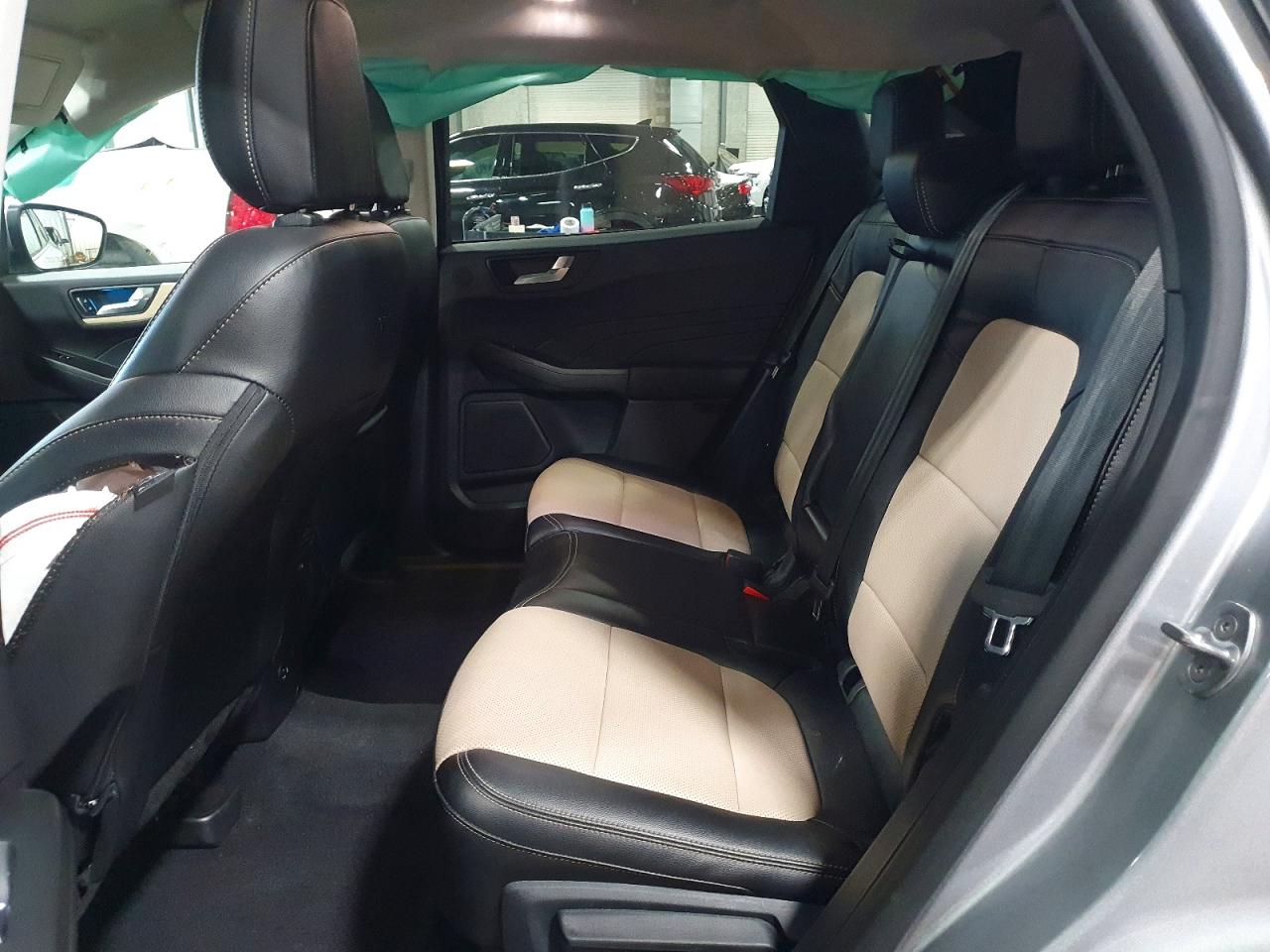 2022 FORD ESCAPE TITANIUM photo 11