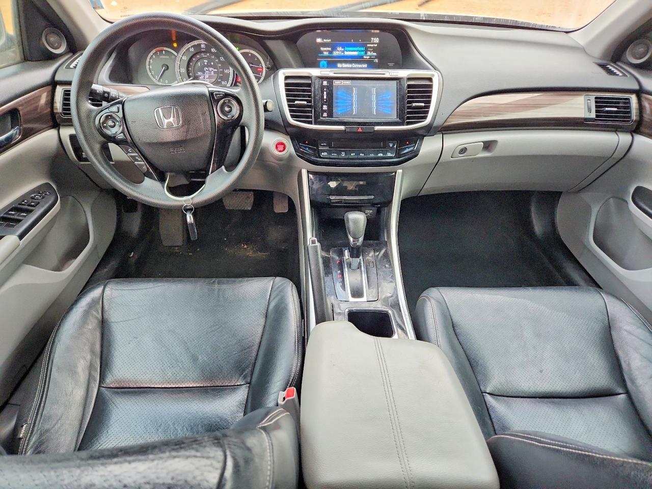 2017 HONDA ACCORD EX photo 8