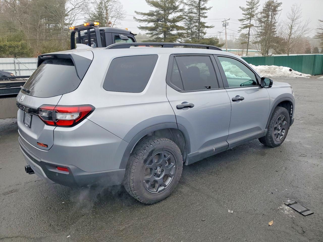 2025 HONDA PILOT TRAILSPORT photo 3