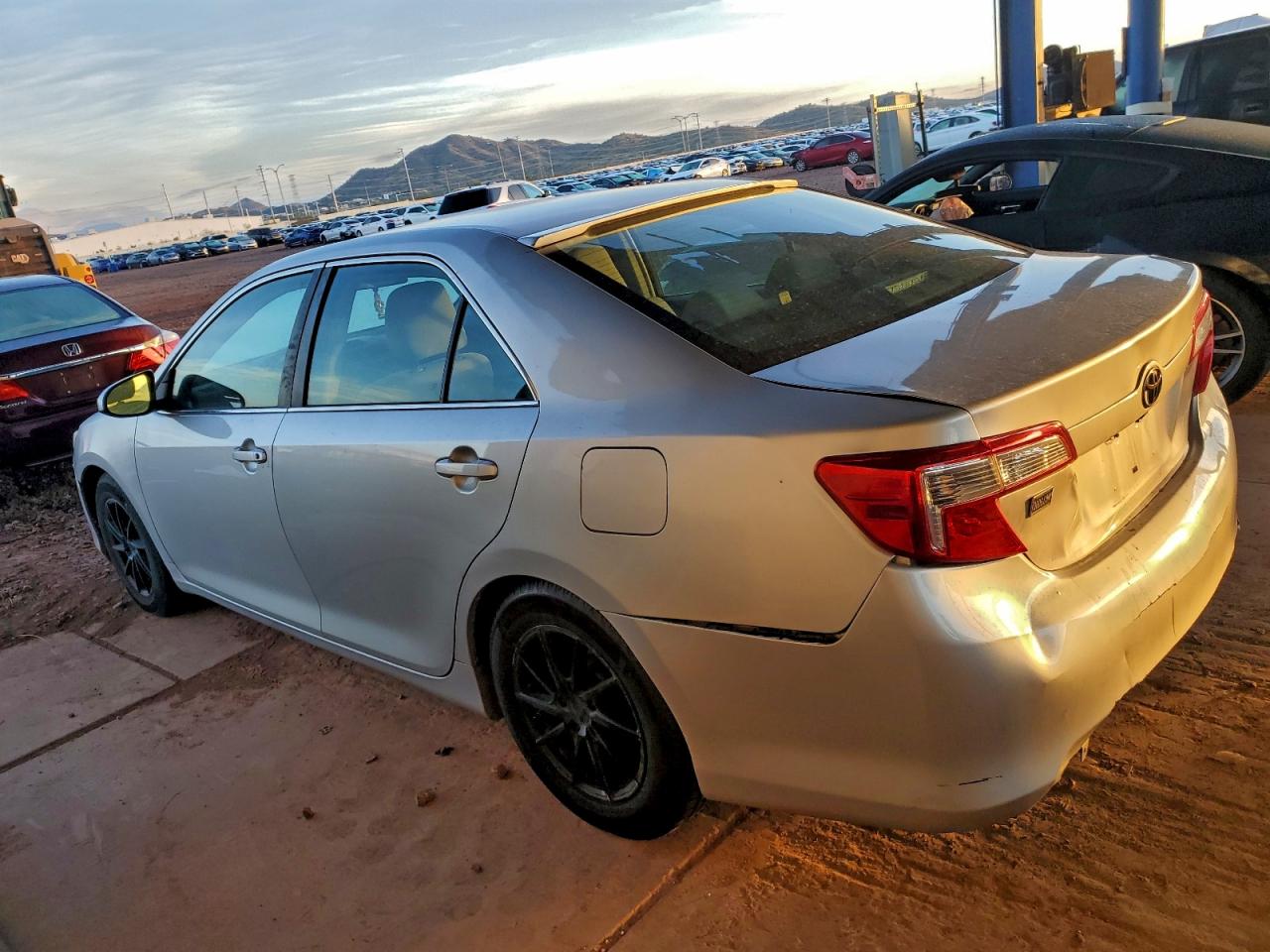 2014 TOYOTA CAMRY L photo 2