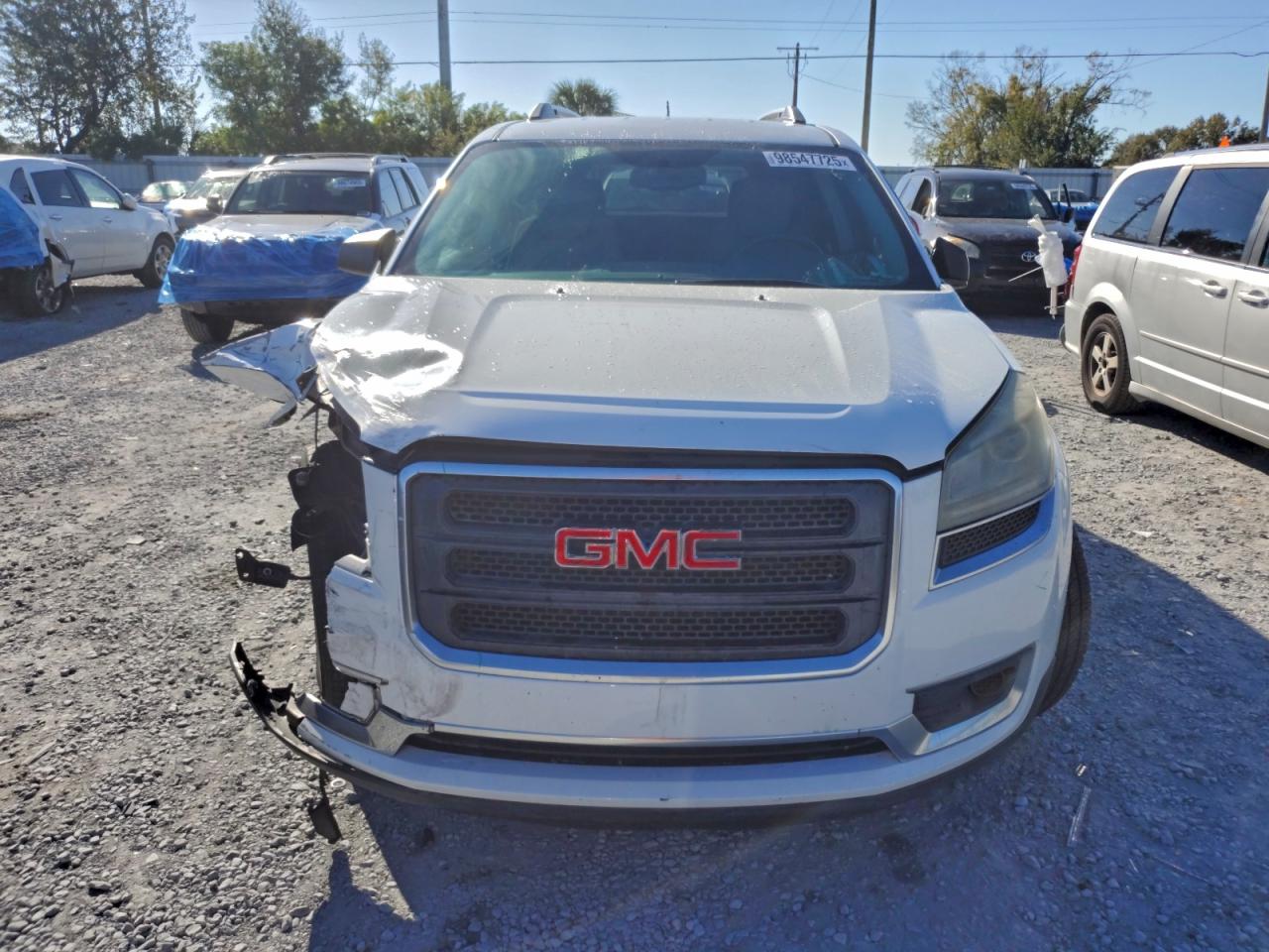 2016 GMC ACADIA SLE photo 5