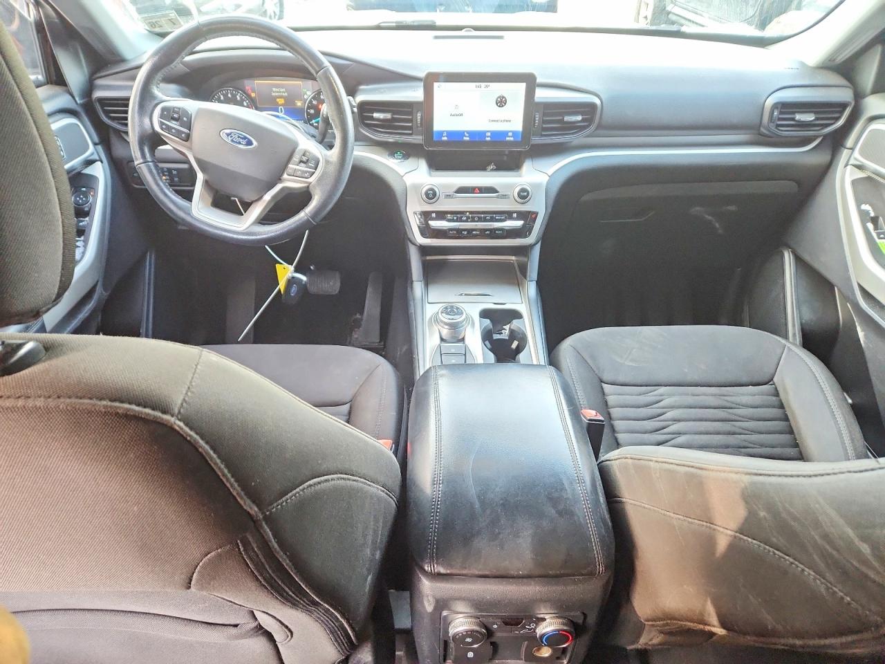 2021 FORD EXPLORER XLT photo 8