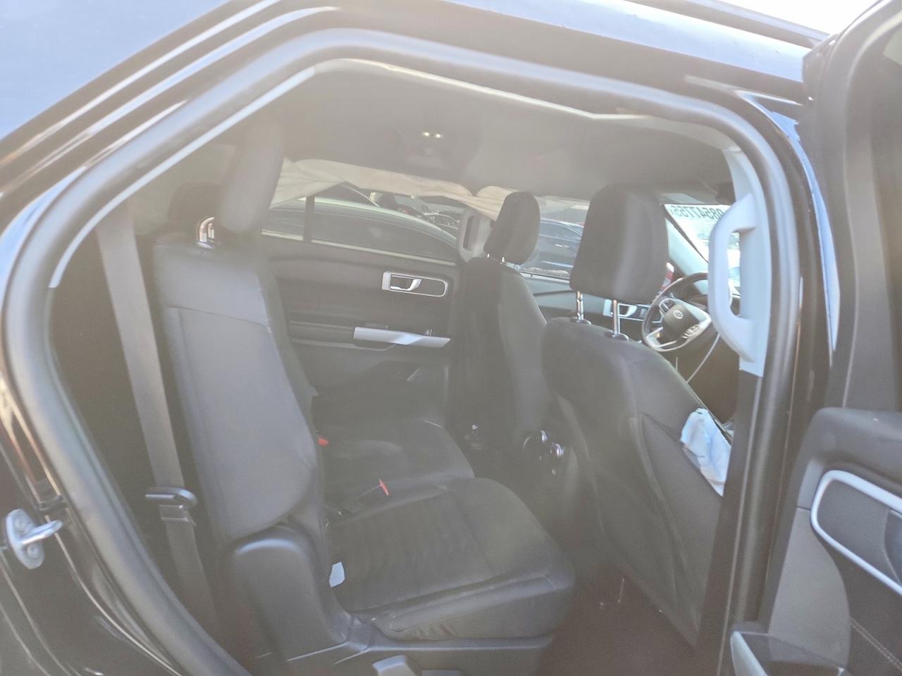 2021 FORD EXPLORER XLT photo 11
