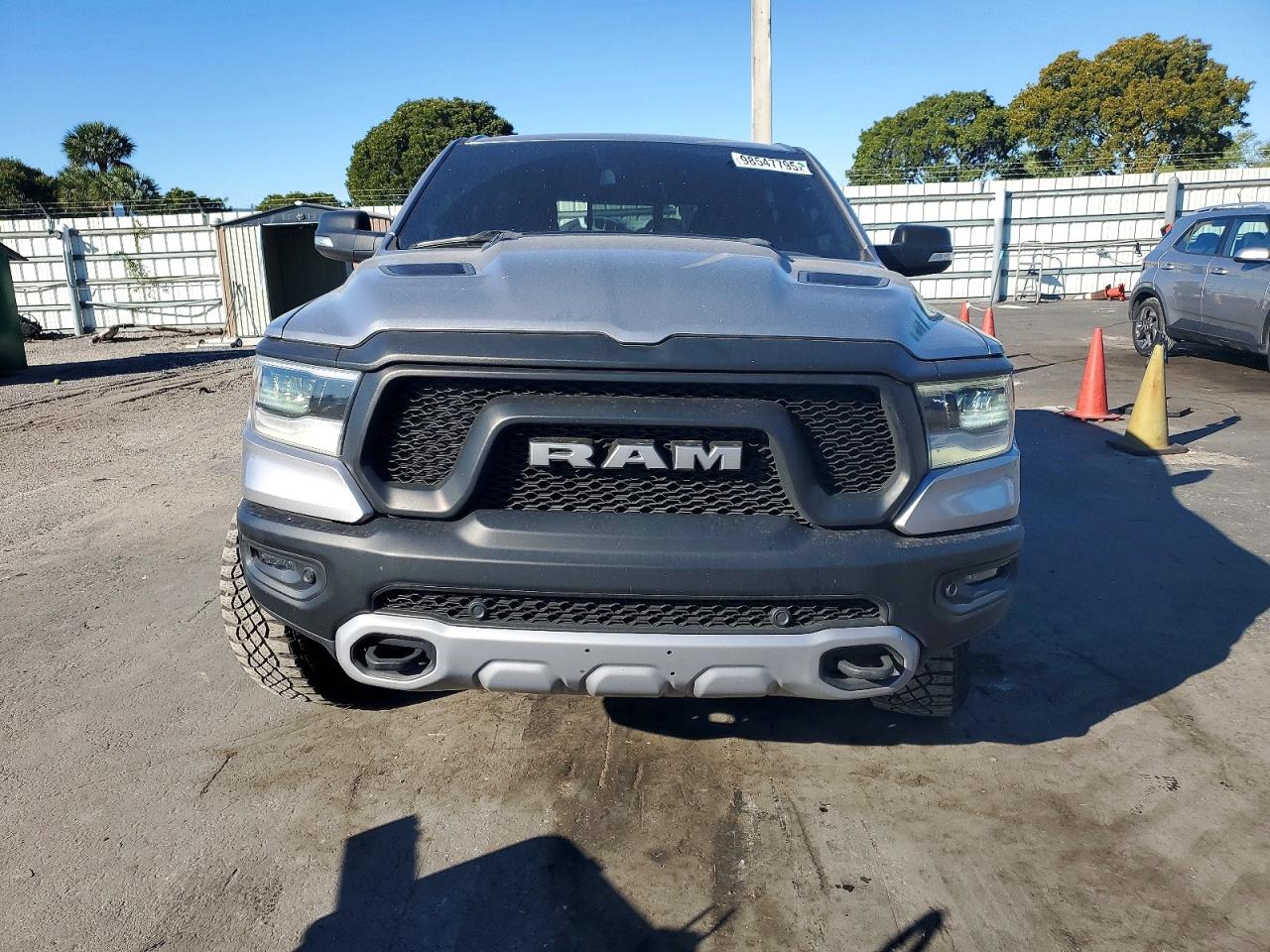 2019 RAM 1500 photo 9
