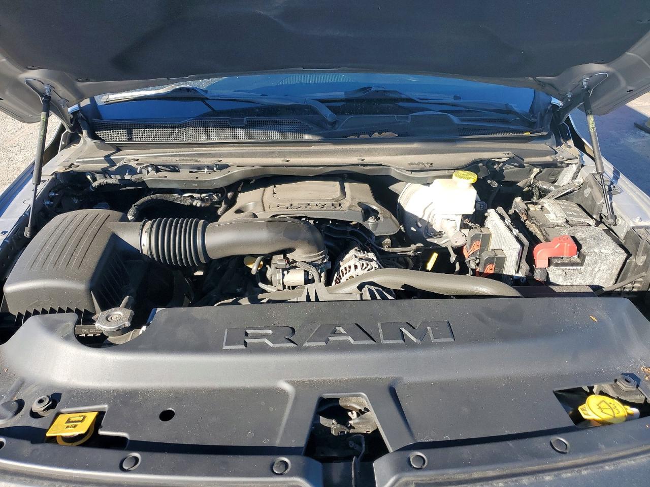 2019 RAM 1500 photo 21