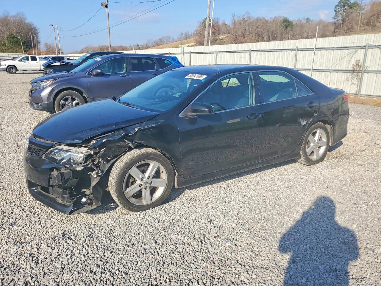 2014 TOYOTA CAMRY