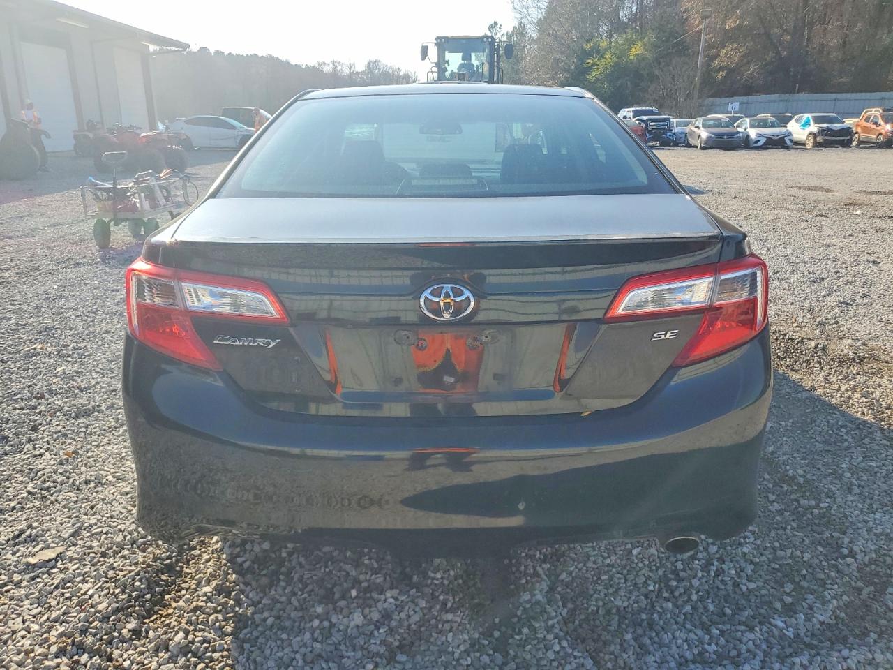 2014 TOYOTA CAMRY L photo 6