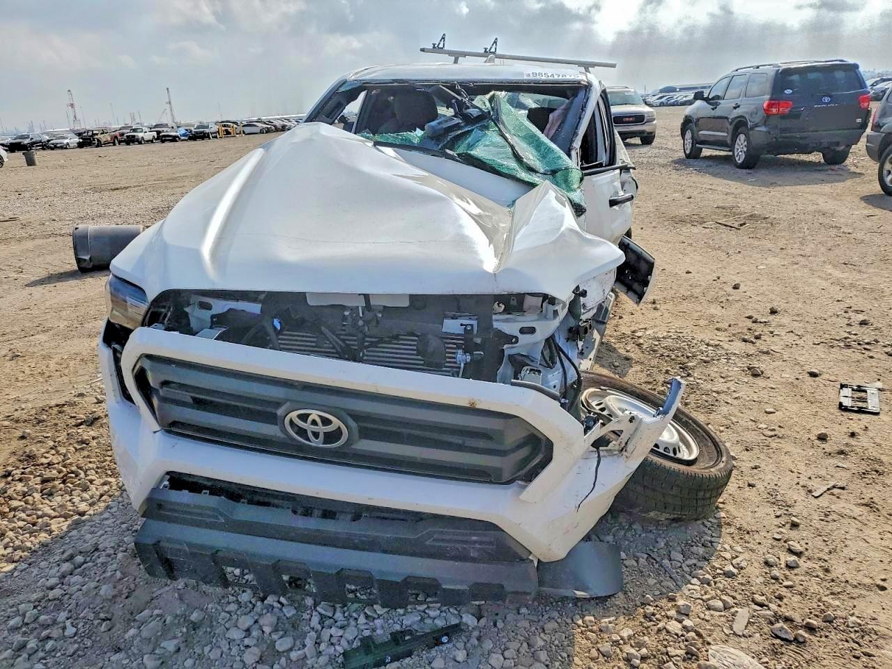 2024 TOYOTA TACOMA XTRACAB photo 5