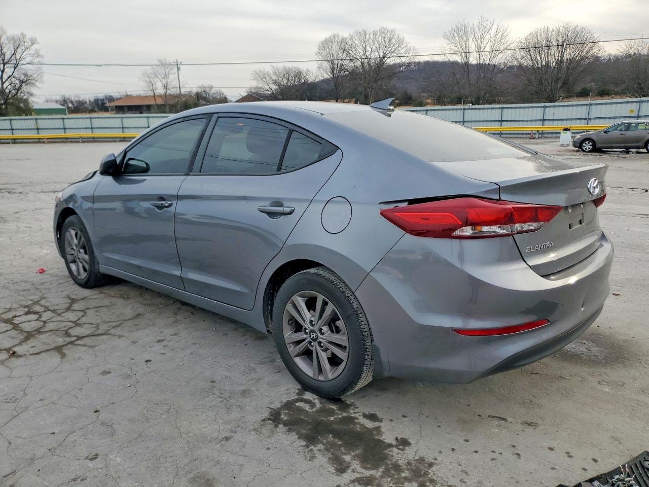 2018 HYUNDAI ELANTRA SEL photo 2