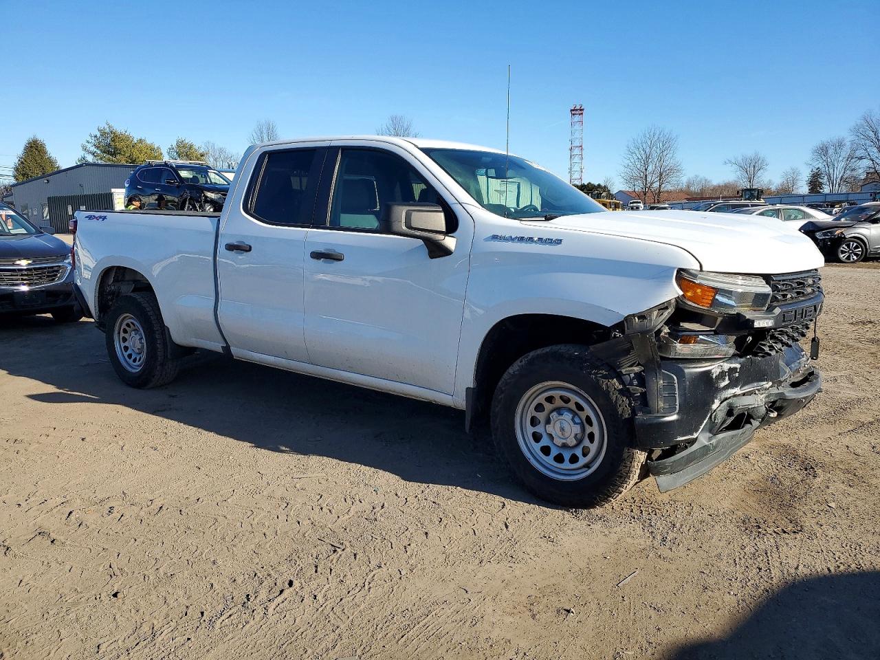 2019 CHEVROLET SILVERADO K1500 photo 4