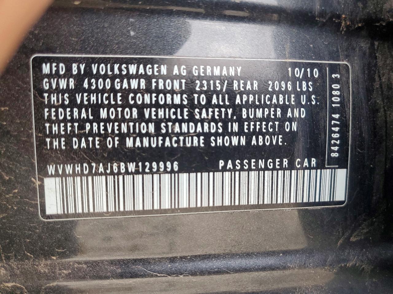 2011 VOLKSWAGEN GTI photo 12